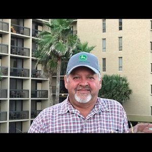 Meet your Posher, Sarel